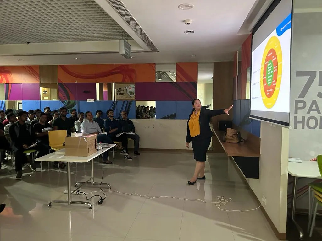 Wide-angle presentation to large audience